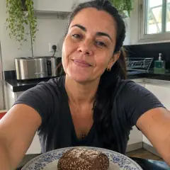 Camila R.